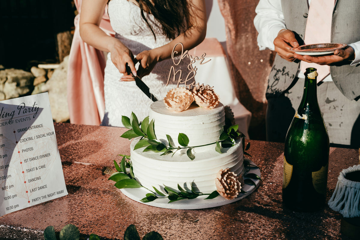 Hero Background — Cake Knife & Servers / Dress Labels