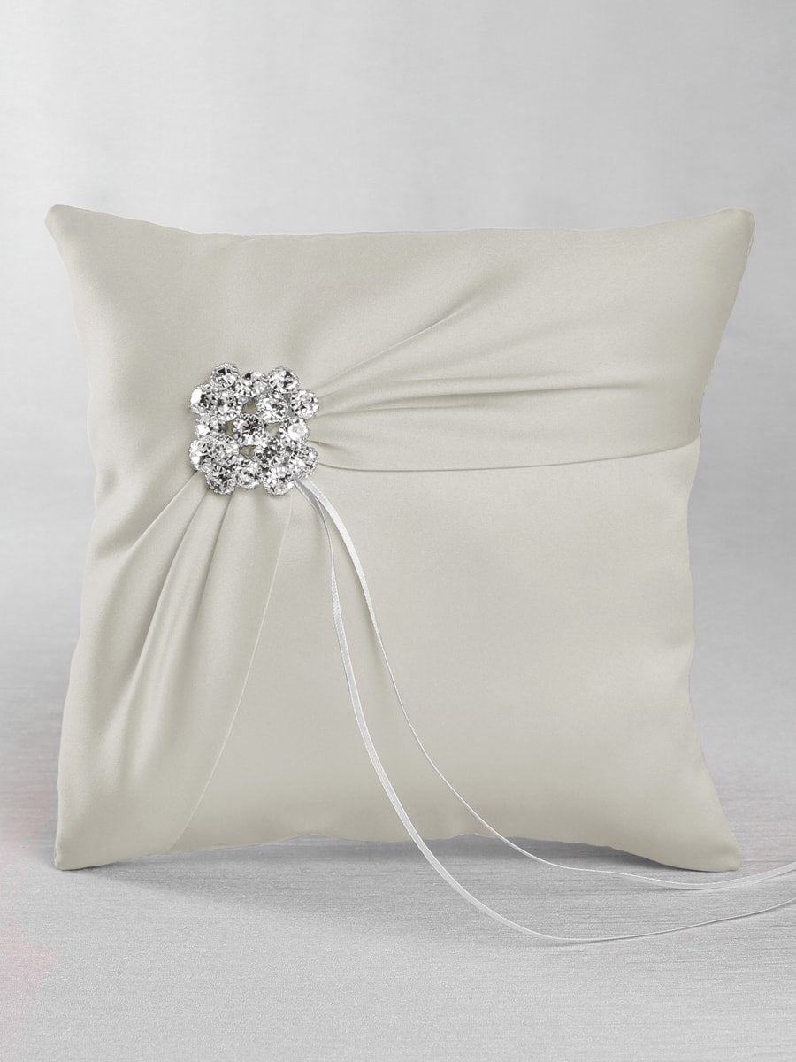 Garbo Ring Pillow