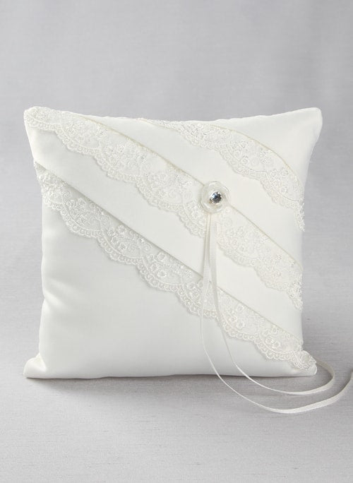 Ruth Ring Pillow