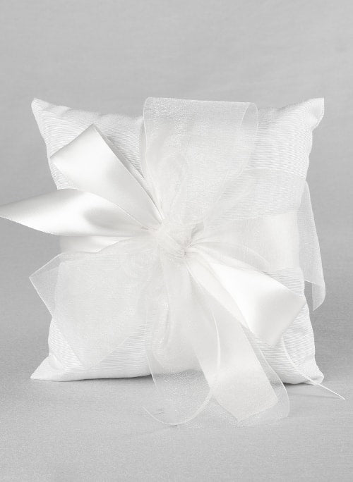 Tres Beau Ring Pillow