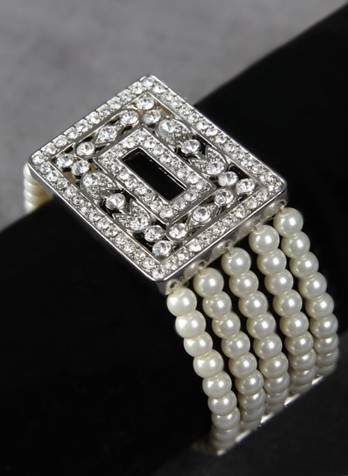 Pearl w/Crystal Ornament Bracelet