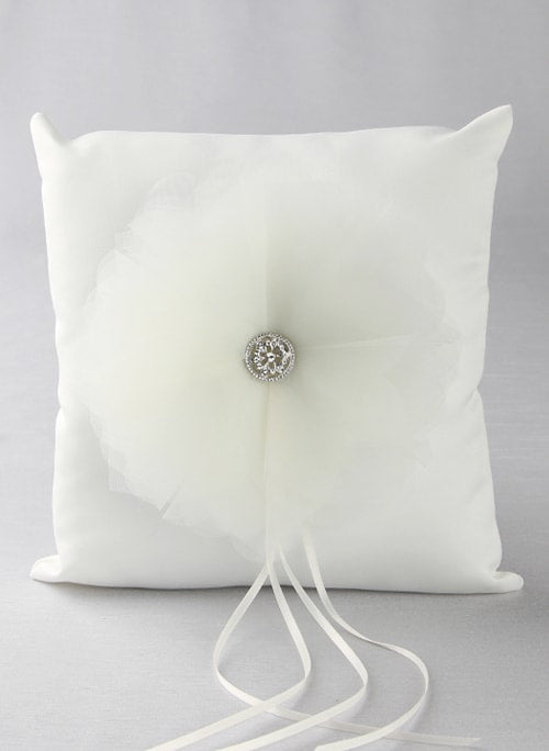 Chloe Ring Pillow