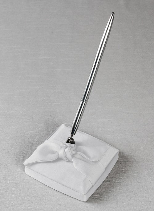 Love Knot Pen Holder